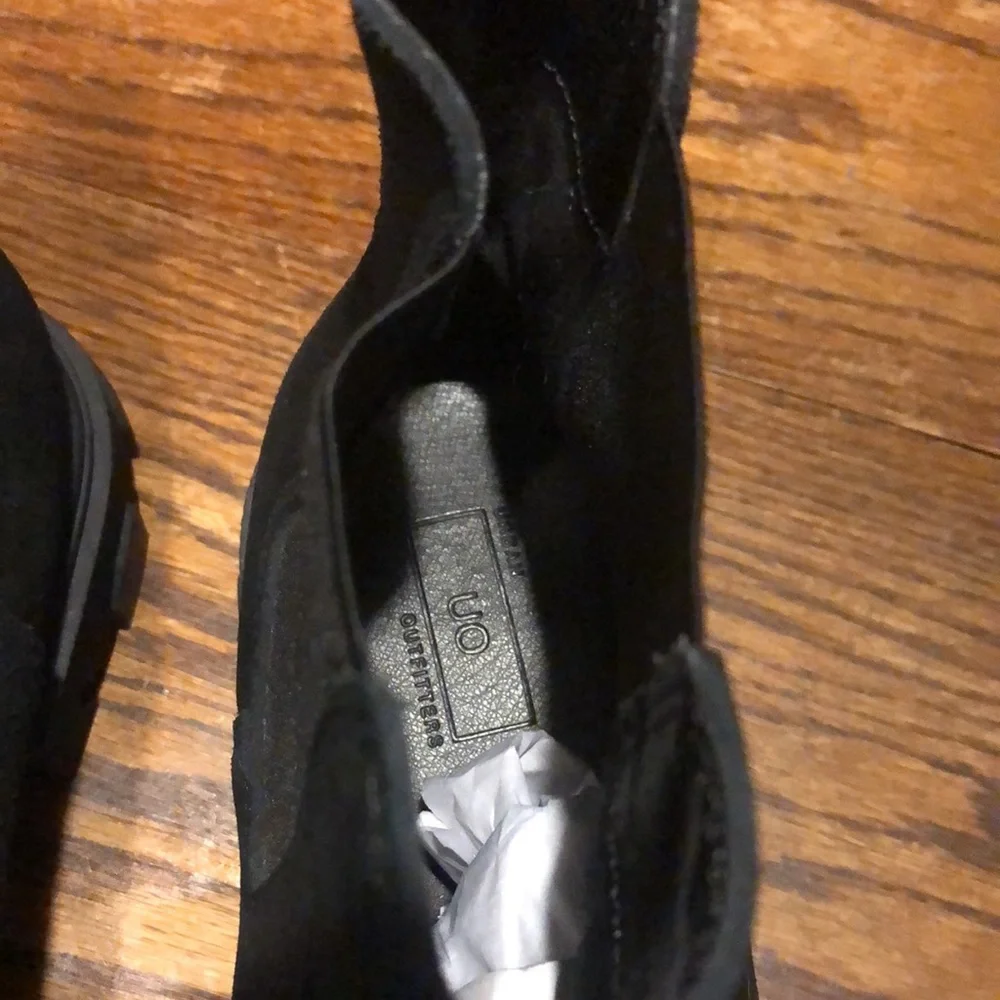 New Urban Outfitters chunky boots - Picture 11 of 13